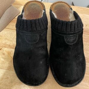 Ugg clogs